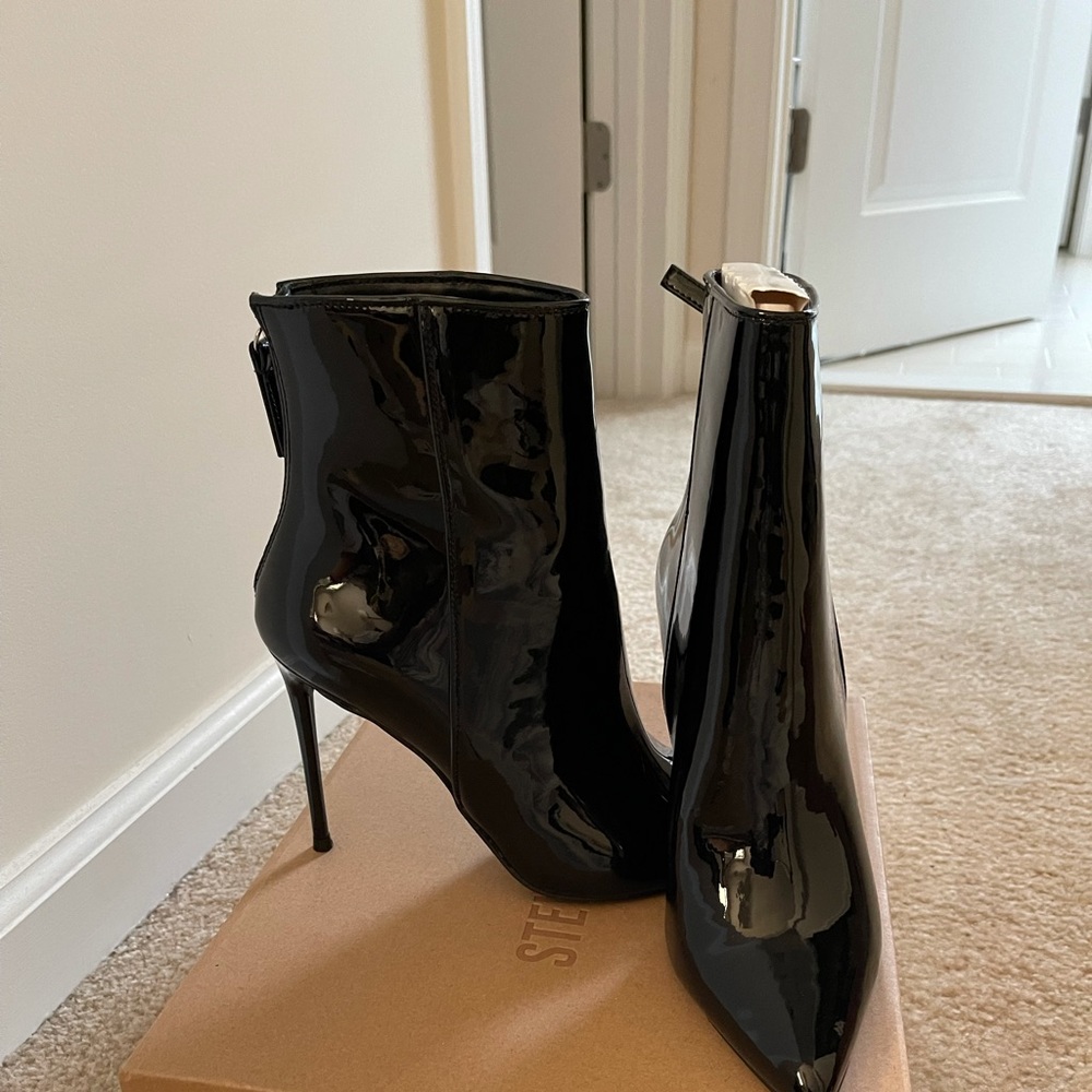Sexy heeled boots